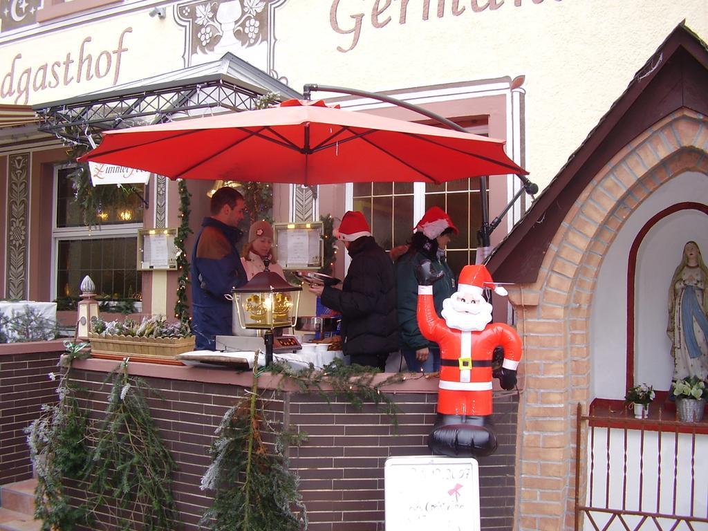 Pensjonat Landgasthof Germania Rüdesheim nad Renem Zewnętrze zdjęcie