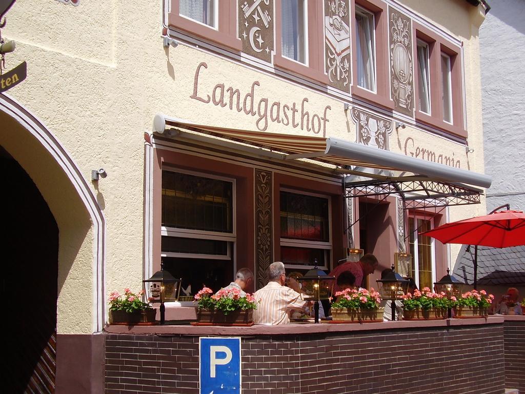 Pensjonat Landgasthof Germania Rüdesheim nad Renem Zewnętrze zdjęcie